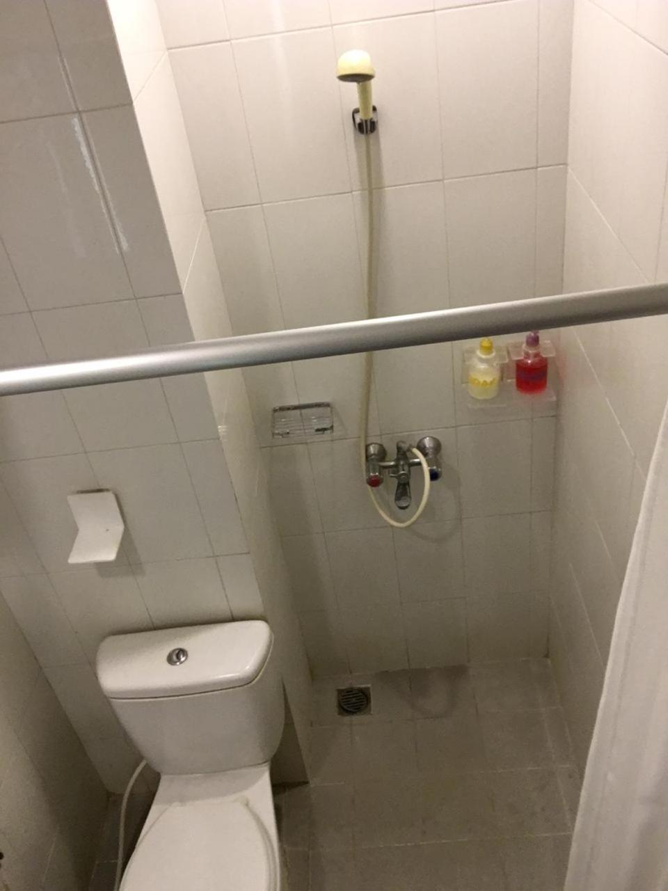 פורווקרטו Hotel Wisata Niaga מראה חיצוני תמונה